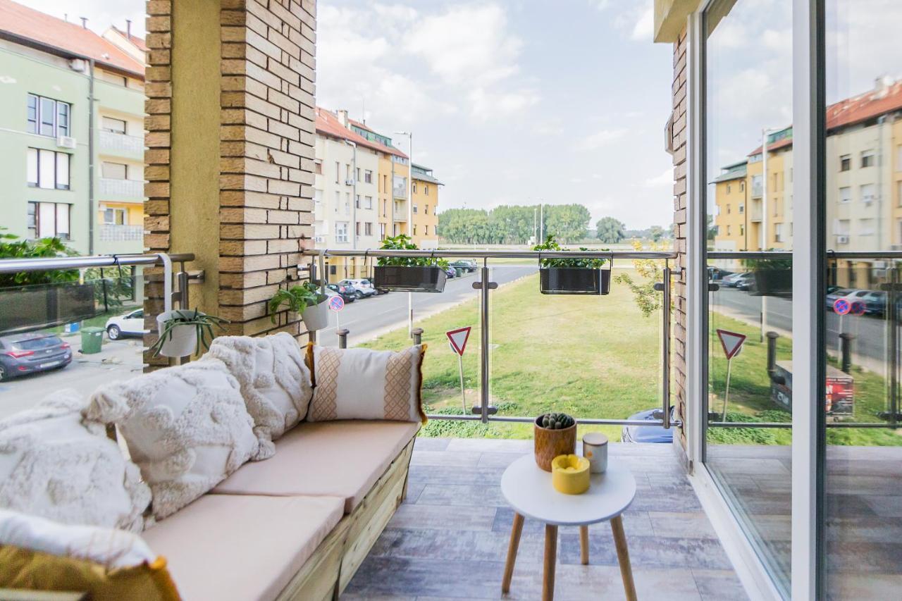 Apartman Bruna Self Check-In Osijek Exterior foto