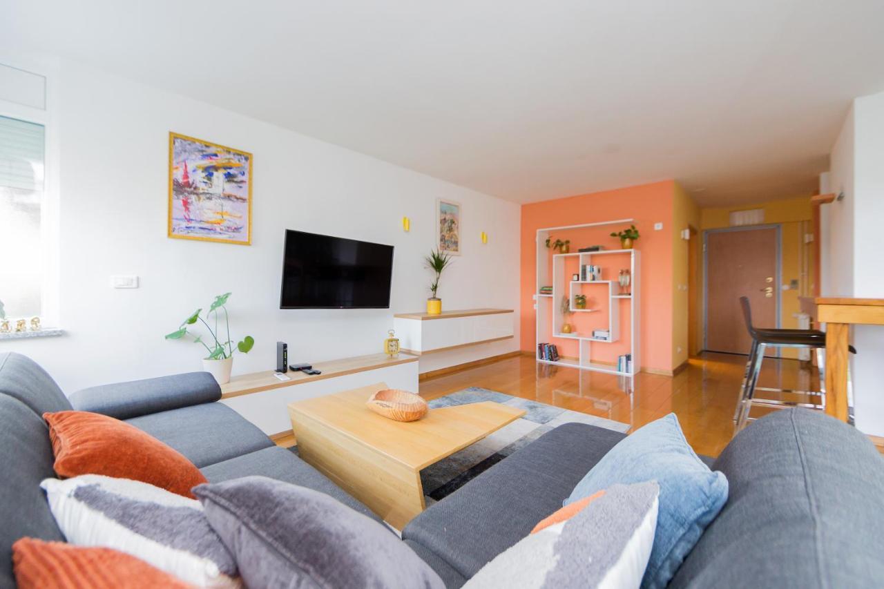 Apartman Bruna Self Check-In Osijek Exterior foto